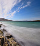 海边美景海浪轻拍岩石