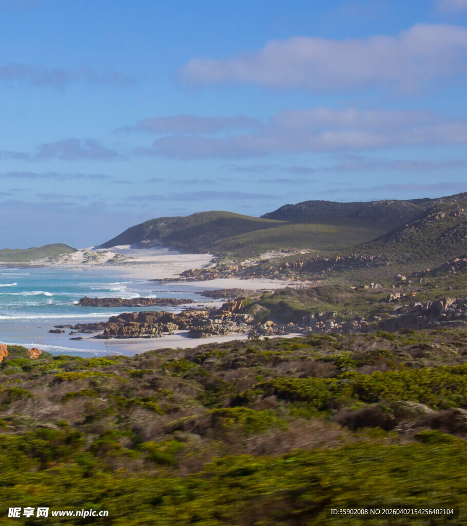 海岸风光山海相依的美景