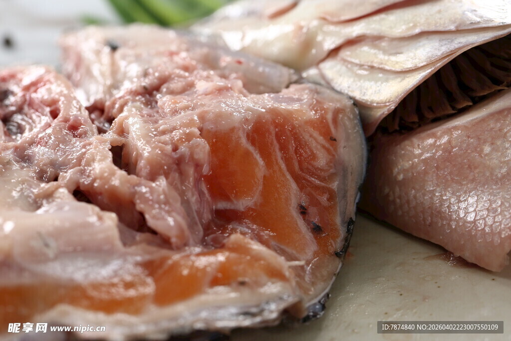 新鲜生鱼肉特写