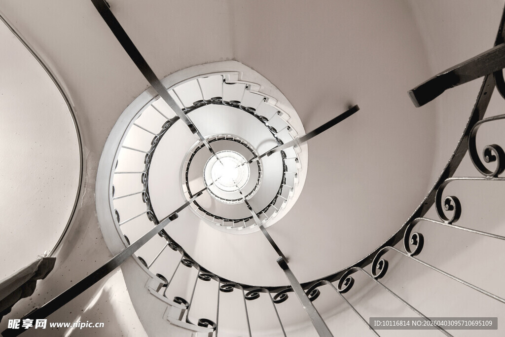 旋转楼梯