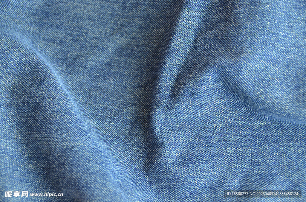 蓝色褶皱布料纹理特写