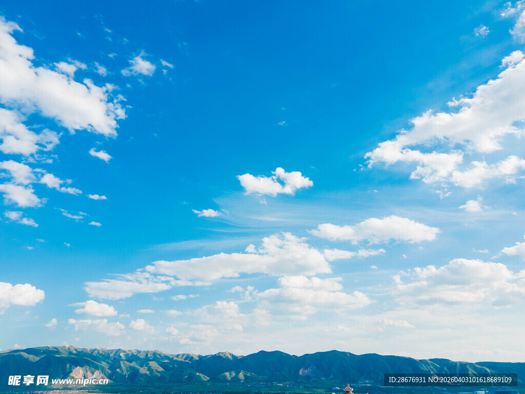 自然风景蓝天白云摄影图