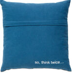 蓝色抱枕带英文标语