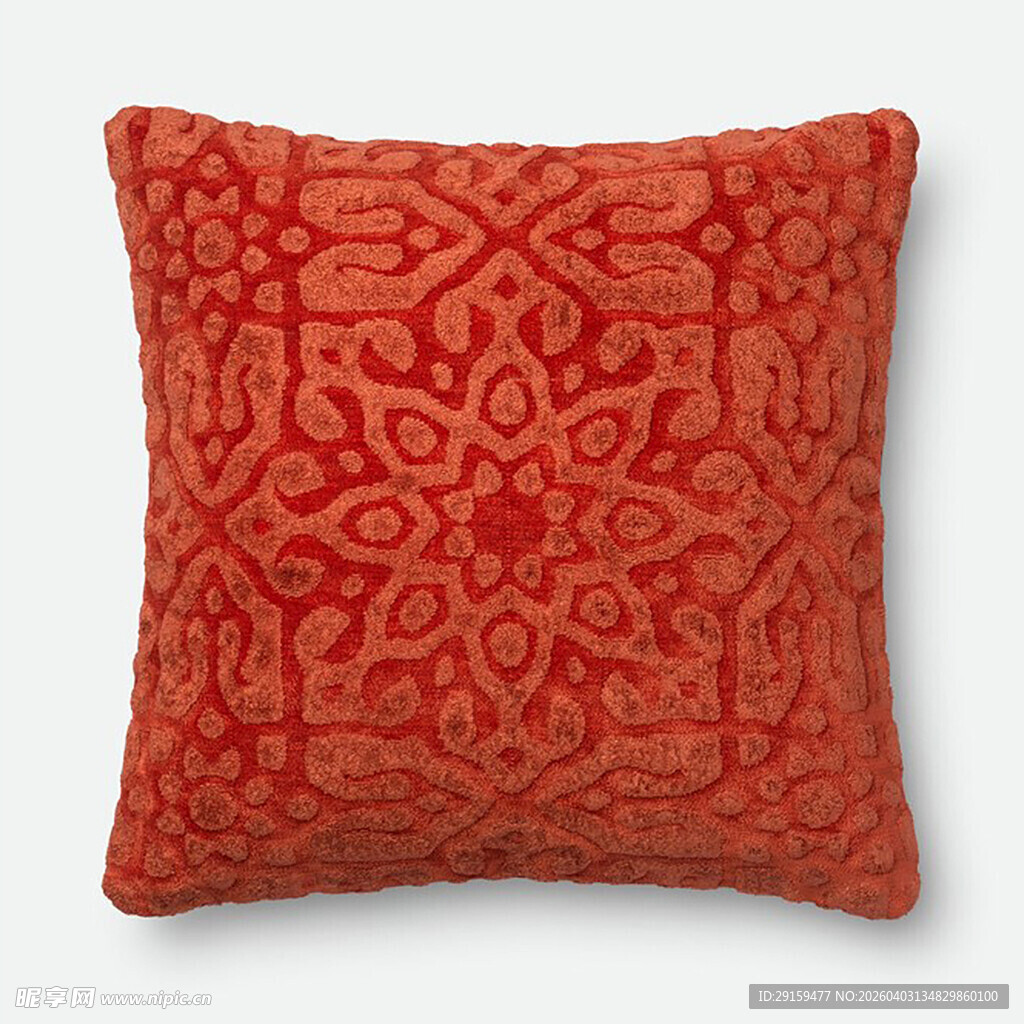 红色花纹装饰抱枕
