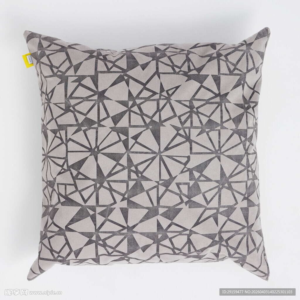 几何图案灰色抱枕