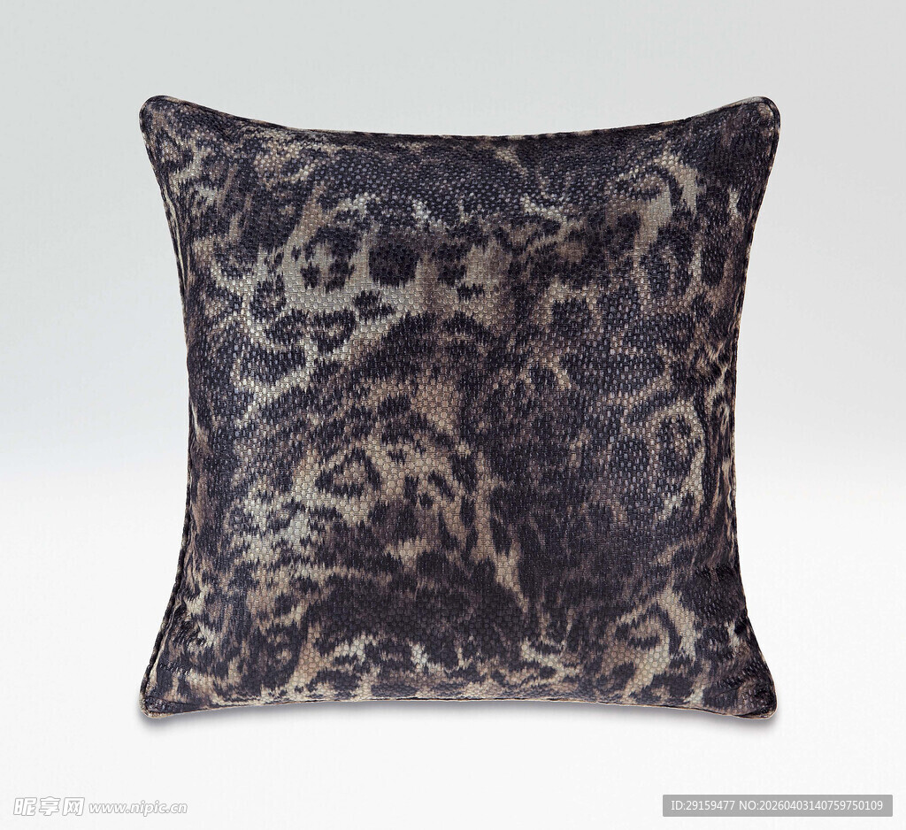 豹纹图案抱枕