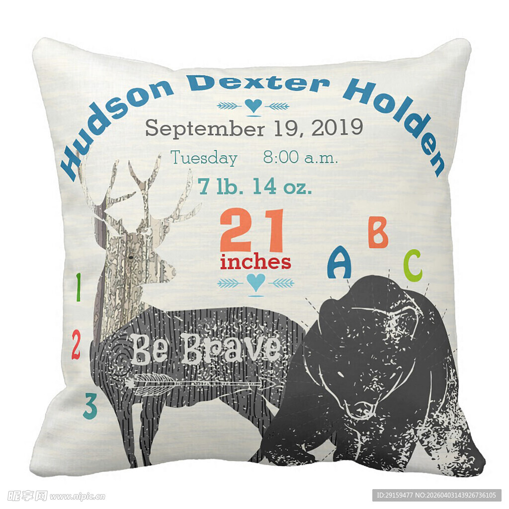 动物主题字母装饰抱枕