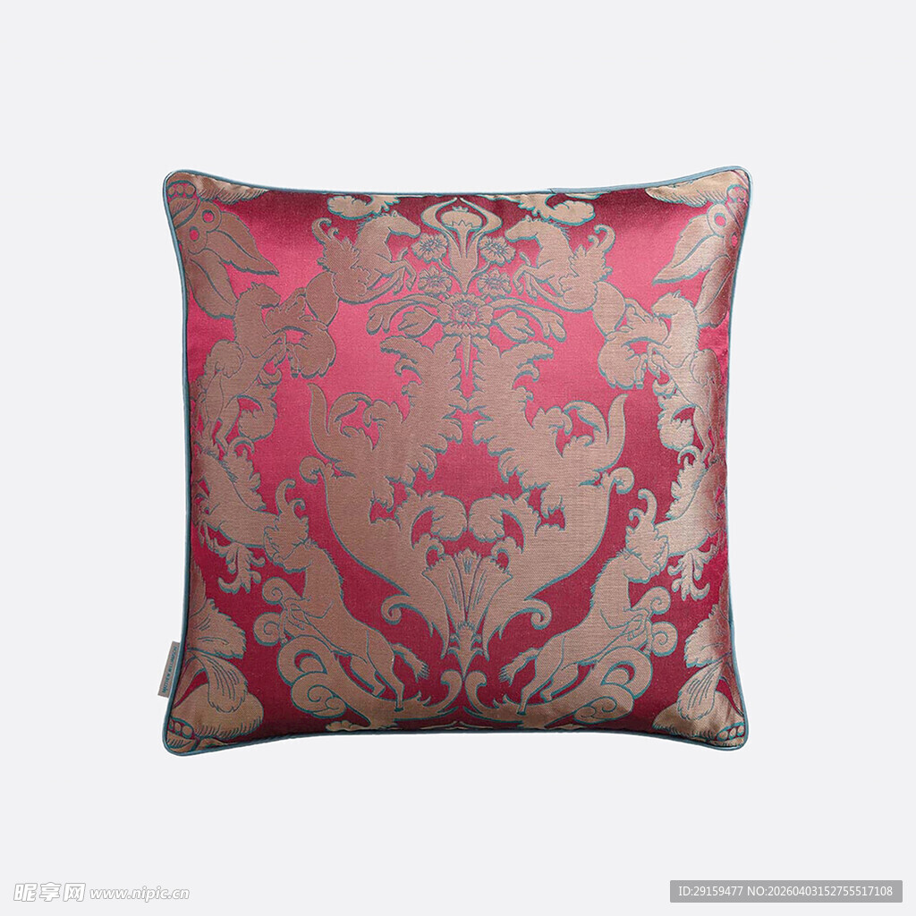 粉色花纹装饰抱枕