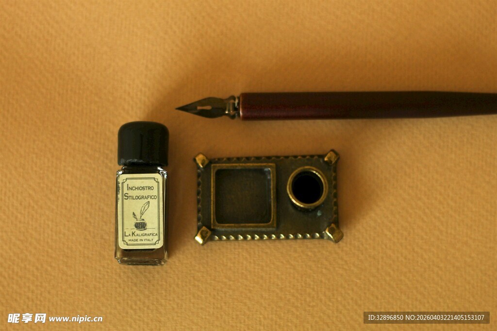 钢笔墨水及配件组合