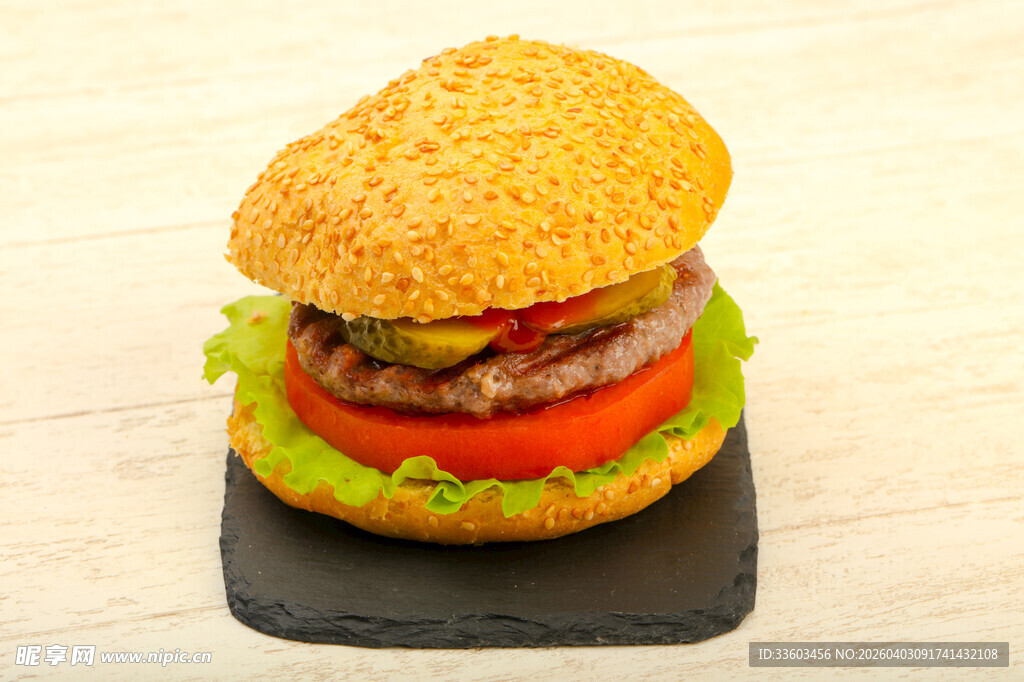 美味双层牛肉汉堡