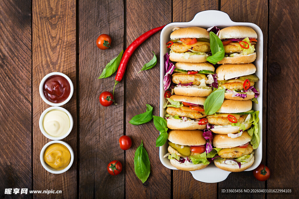 美味三明治拼盘