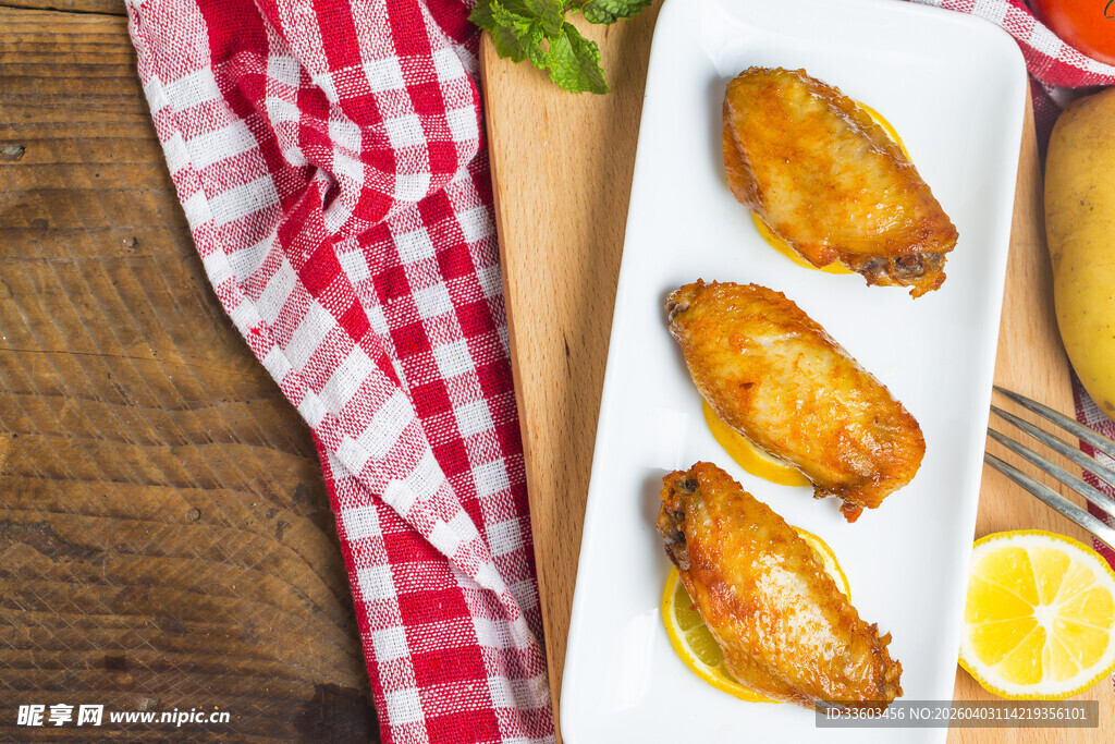 美味柠檬烤鸡翅