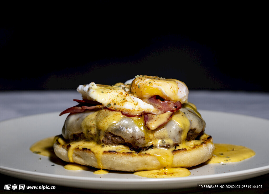 美味培根鸡蛋班尼迪克蛋