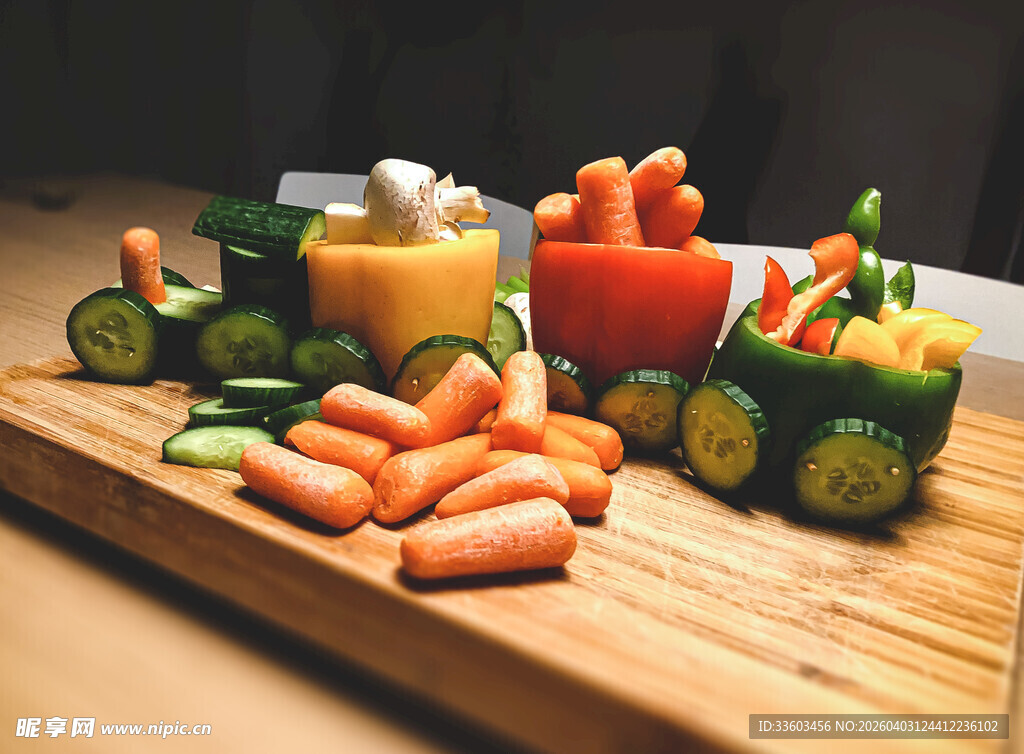 蔬菜创意造型小火车积木