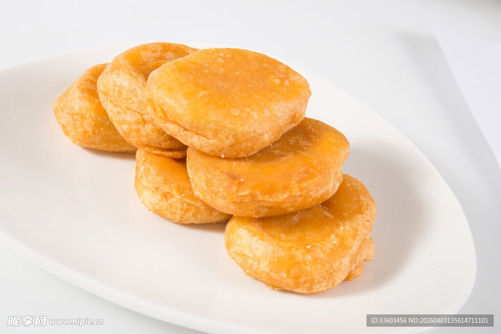 金黄美味油炸小饼
