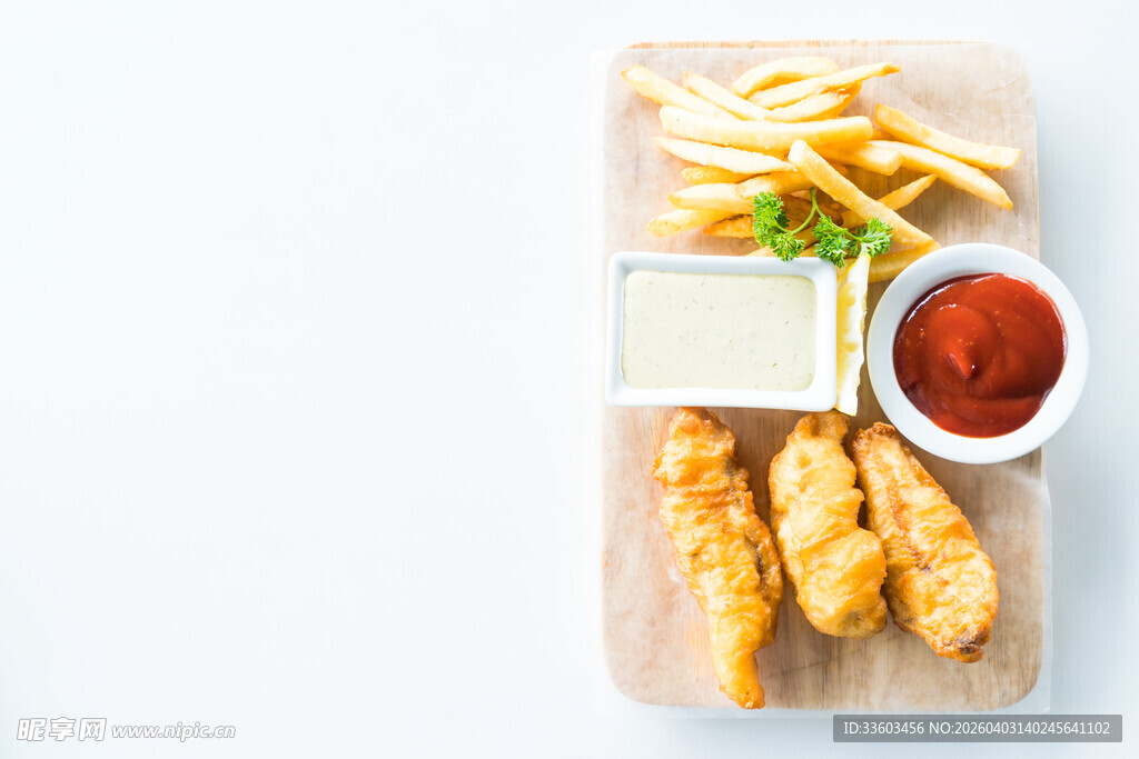 炸物拼盘配蘸酱