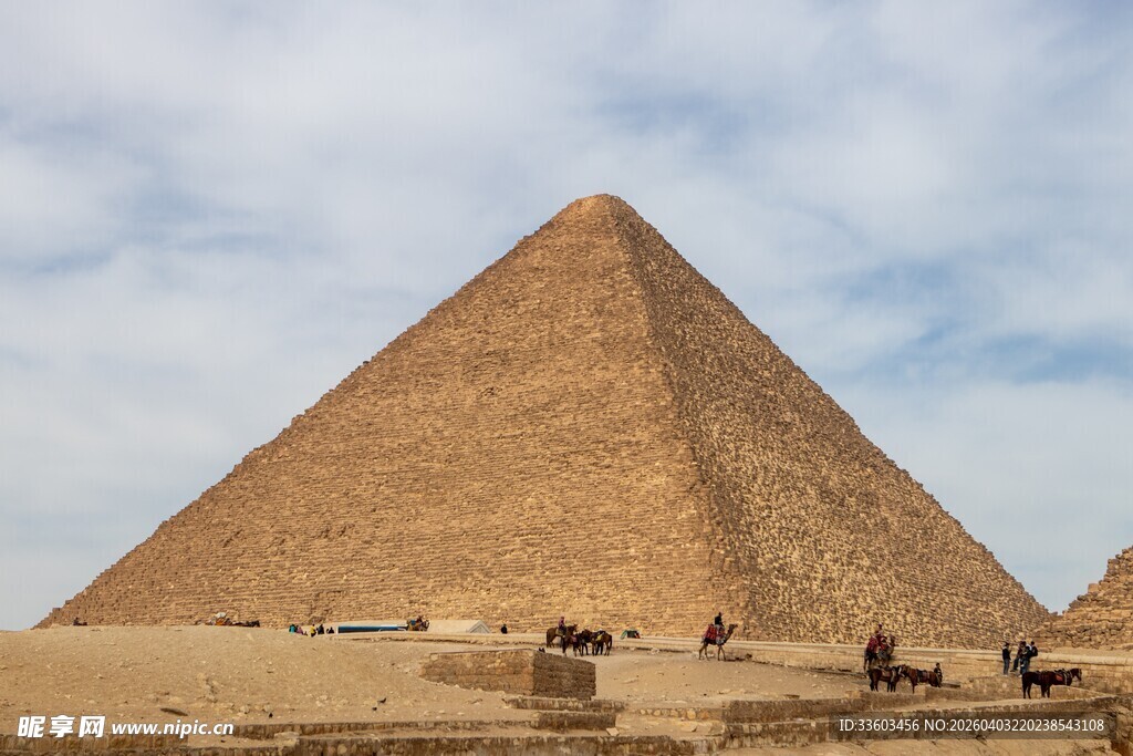 埃及金字塔壮丽景观