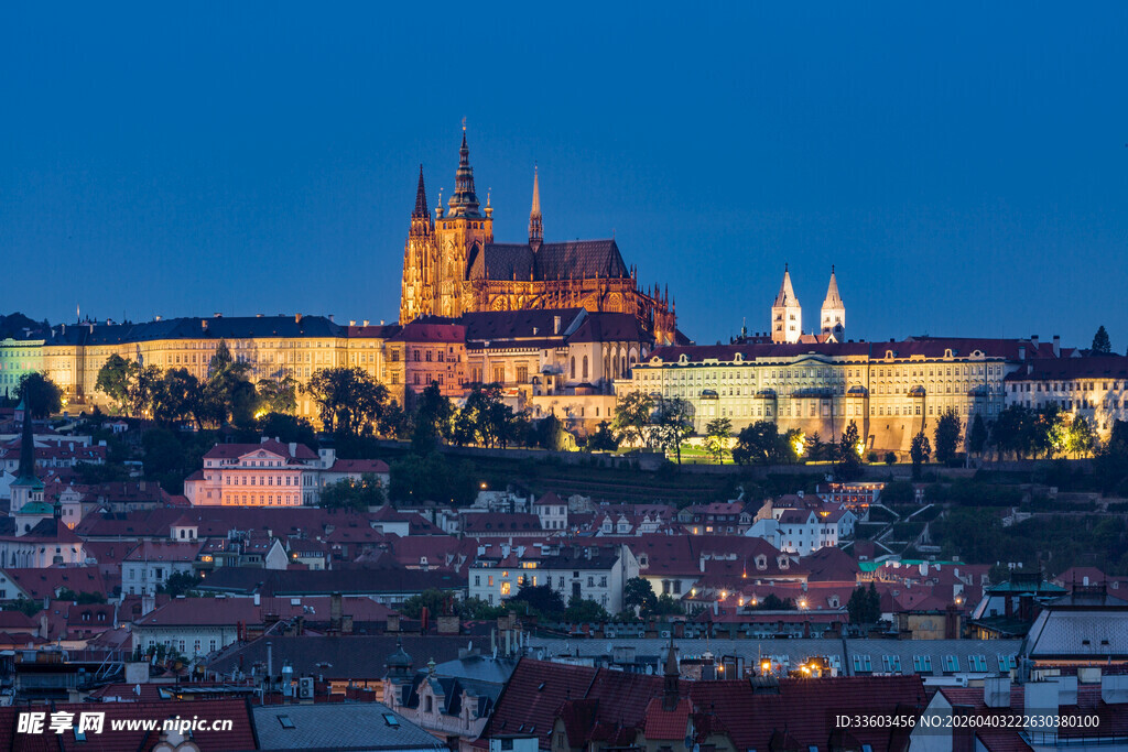布拉格城堡夜景风光