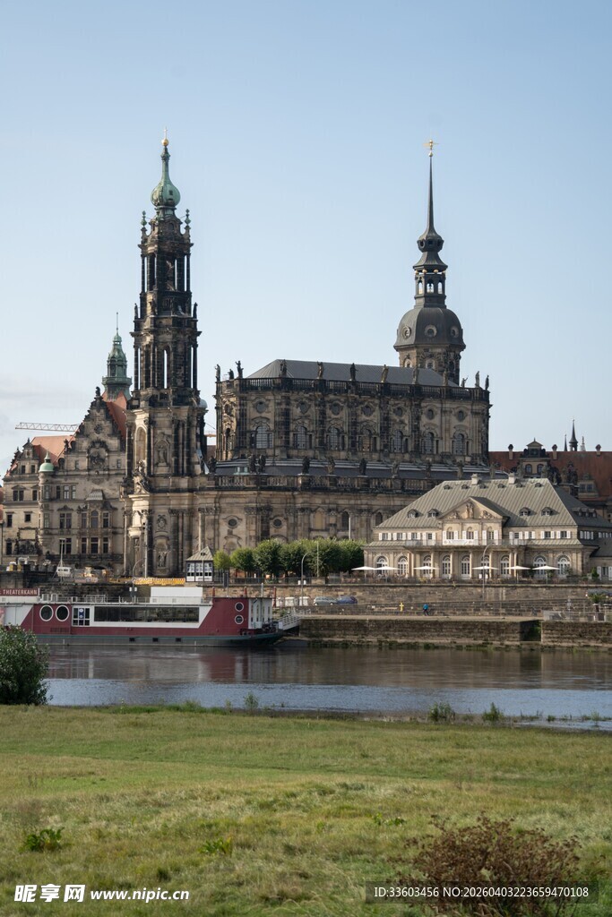 德累斯顿茨温格宫美丽景致