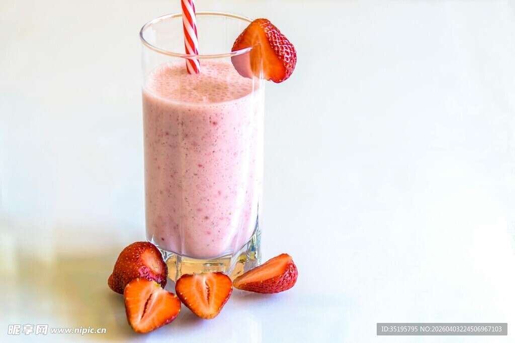 草莓奶昔