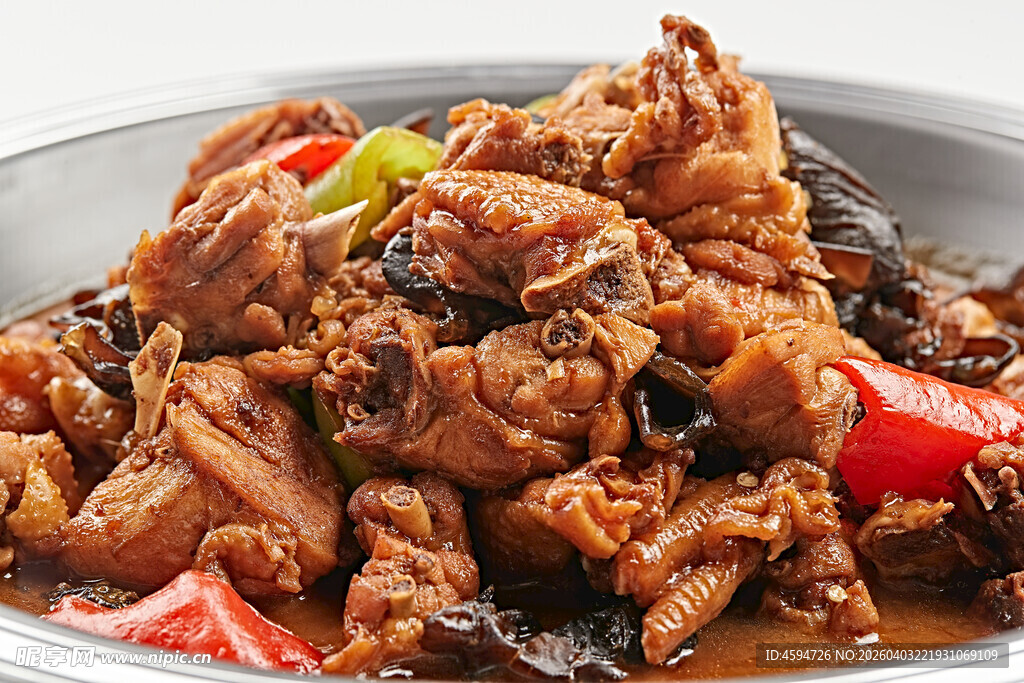 余干特色菜  爆炒土鸡 