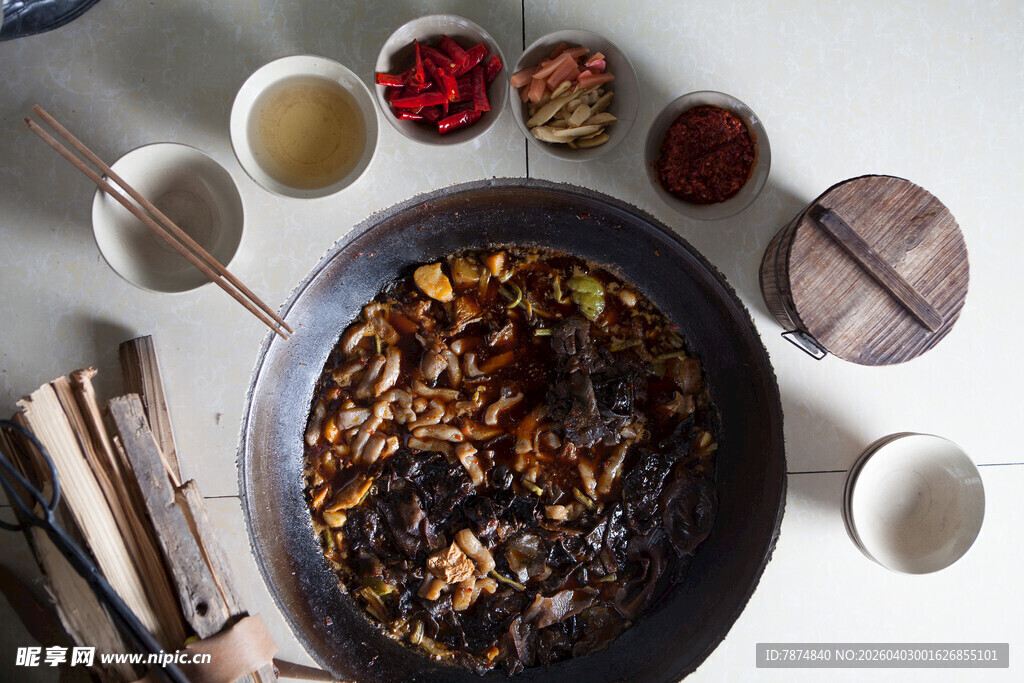 中式美味菜肴与周边配料