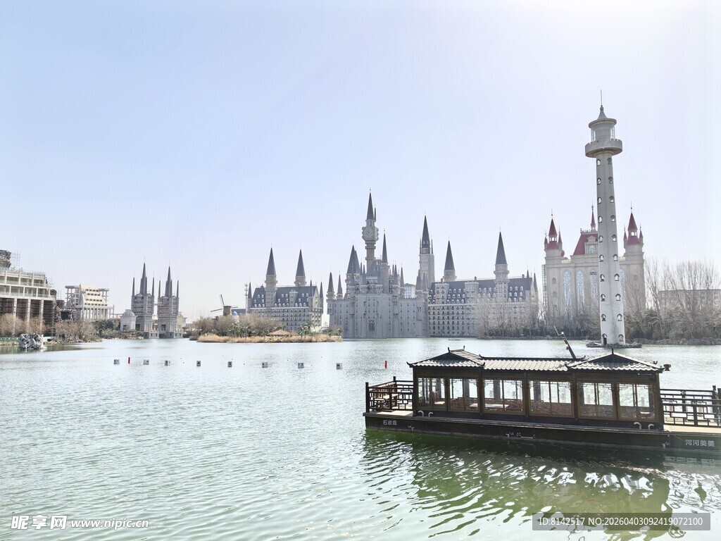 河北美院的水上风景与船只