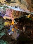 奇幻溶洞景观 色彩斑斓