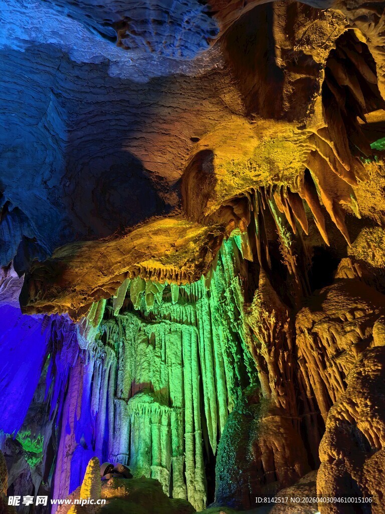 梦幻溶洞奇观