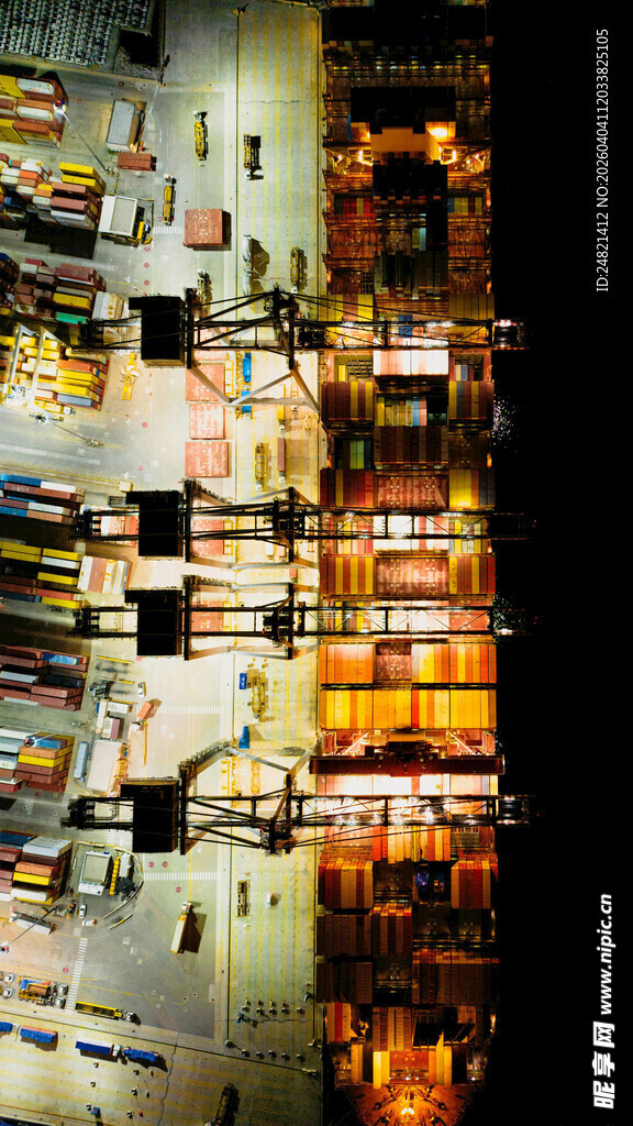 城市夜景中的绚烂灯光