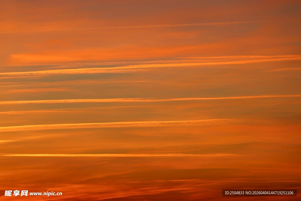 绚丽橙红天际线