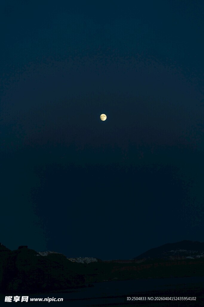 夜空明月