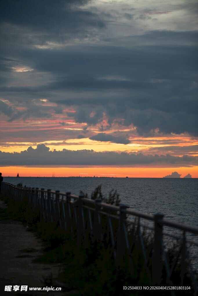 海边黄昏美景