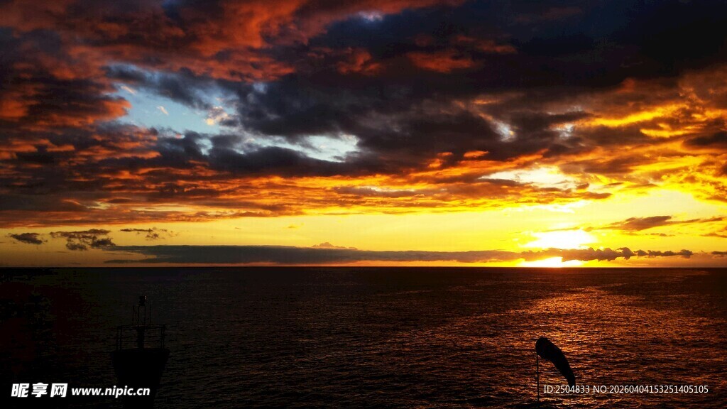 海边壮丽日落美景