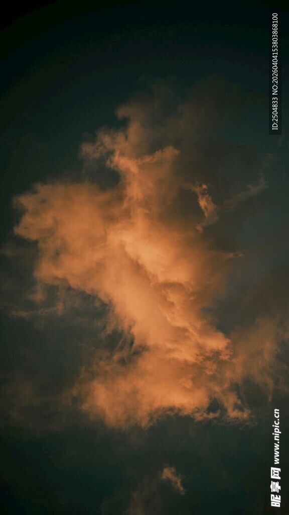 梦幻橙云 天际绚丽奇观