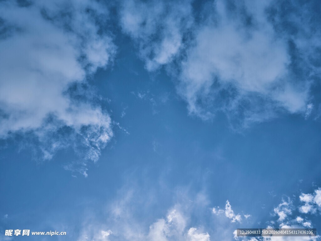 蓝天白云美景