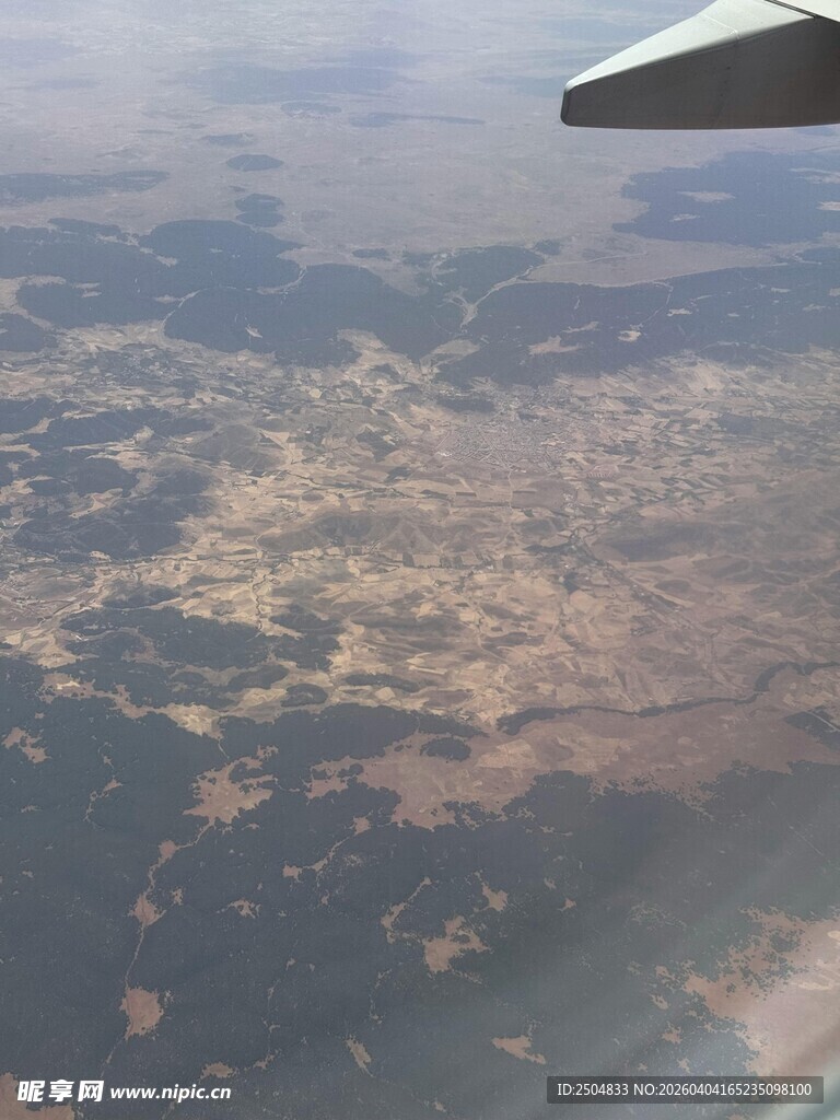 高空俯瞰大地景色