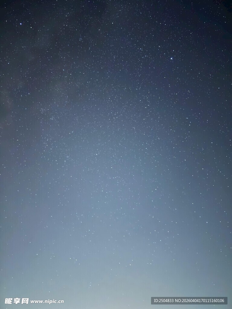 夜空繁星 静谧深邃之景
