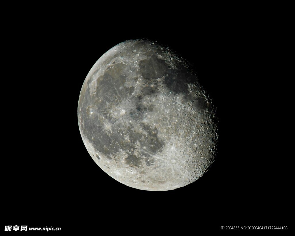 夜空中的半圆月亮