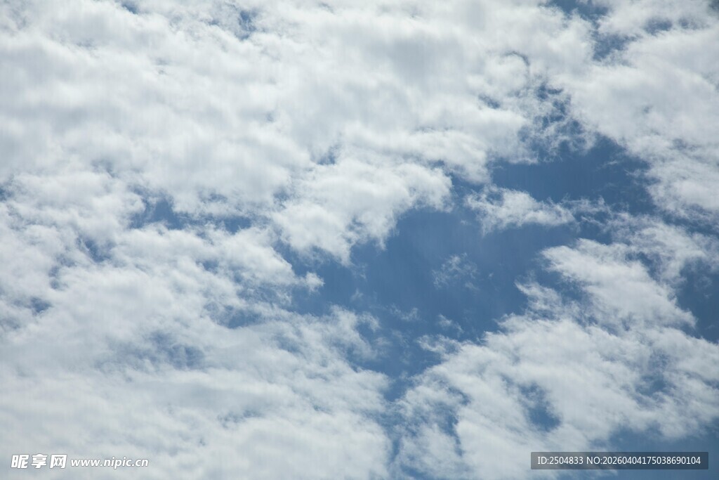 蓝天白云美景