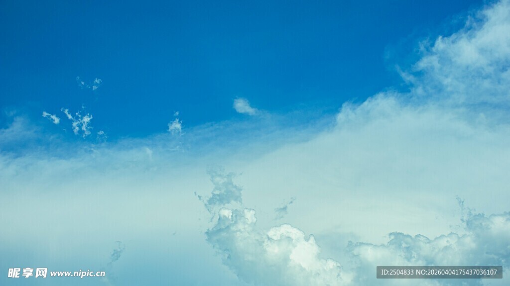 蓝天白云美景