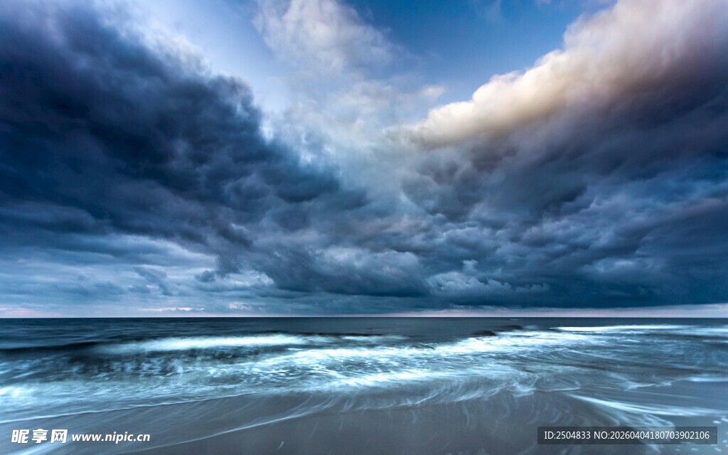海边壮丽天空海景图