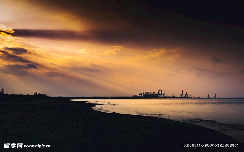 海边黄昏美景