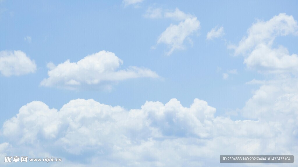 蓝天白云美景图