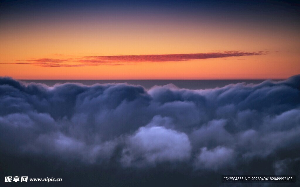 云海之上的绚烂日出