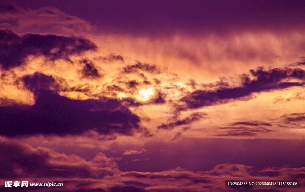 梦幻紫霞天空美景