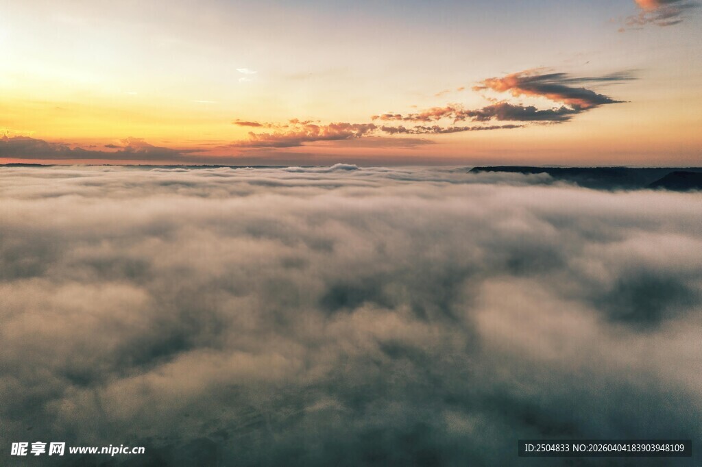 云海之上的壮丽日出