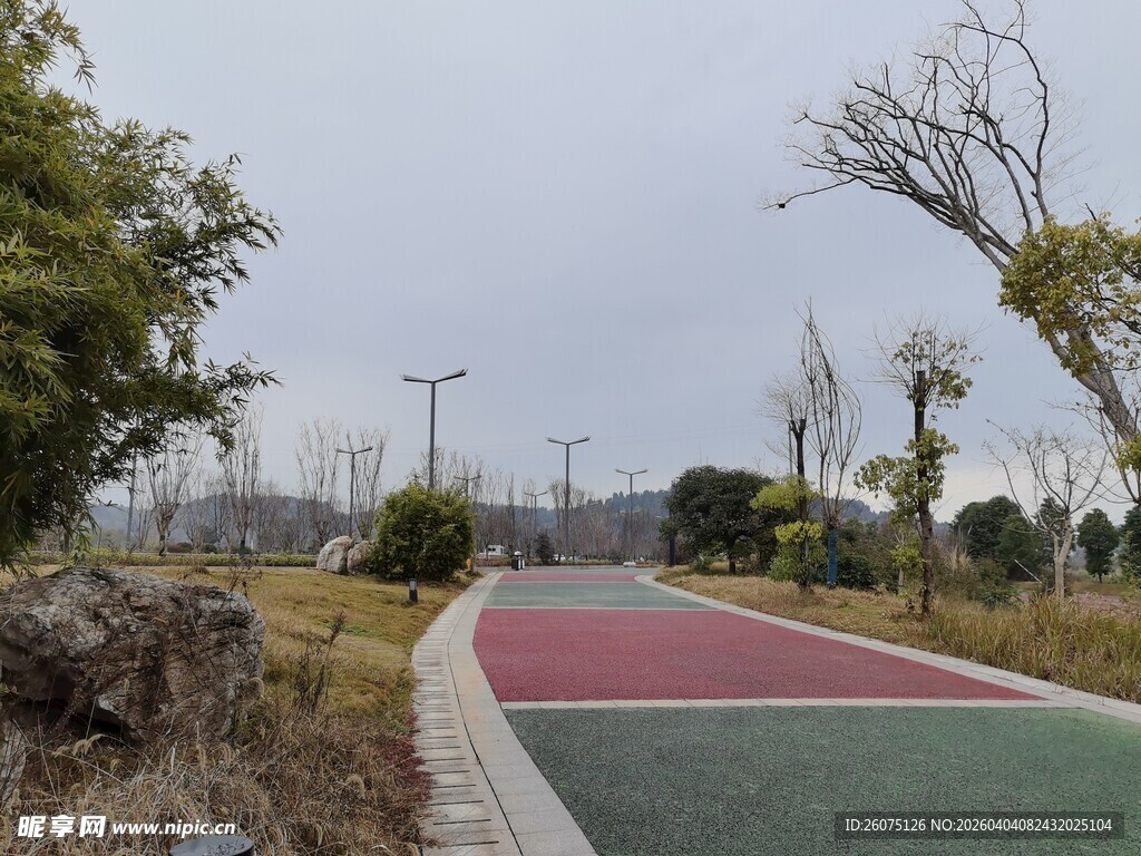 公园彩色步道景观