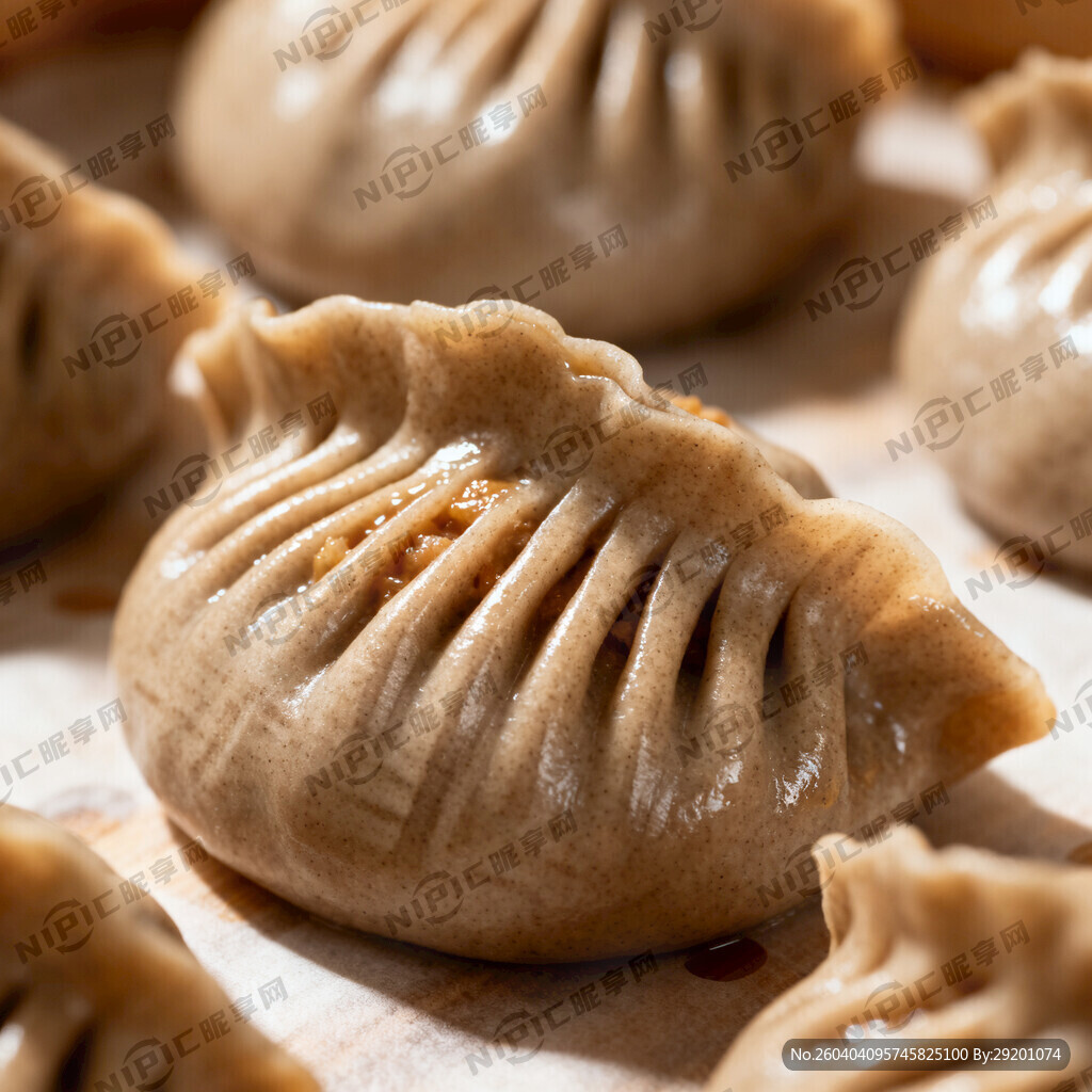 荞麦面大蒸饺特写 带馅的