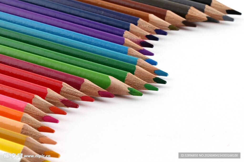 彩色铅笔排列展示
